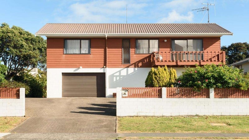 26 Gordon Road, Mount Maunganui, Mount Maunganui - Carousel 1