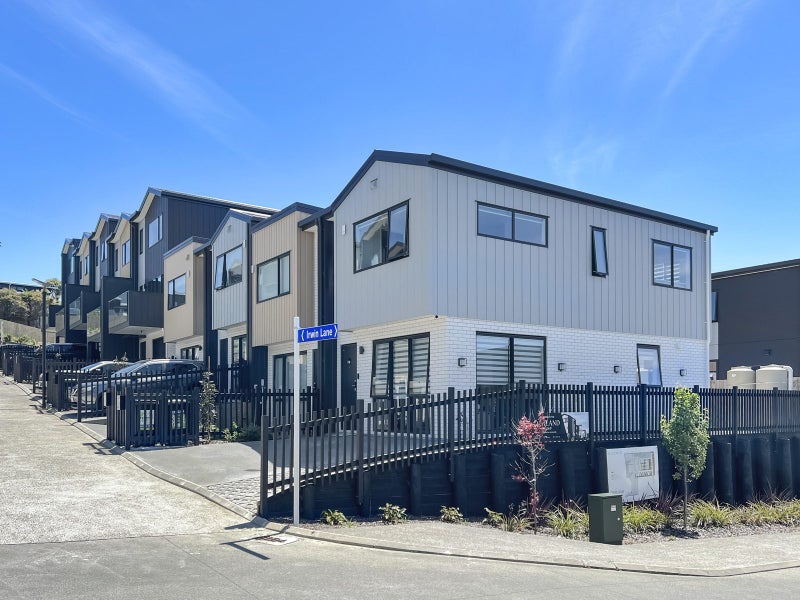 1 Irwin Lane, Windsor Park, Auckland - Carousel 21
