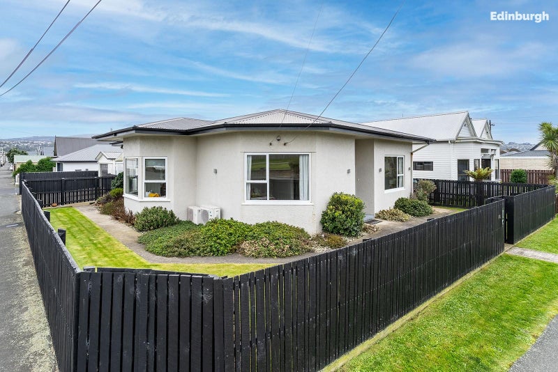 142 Victoria Road, Saint Kilda, Dunedin - Carousel 1