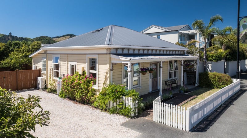 35 Trafalgar Street, The Wood, Nelson - Carousel 1