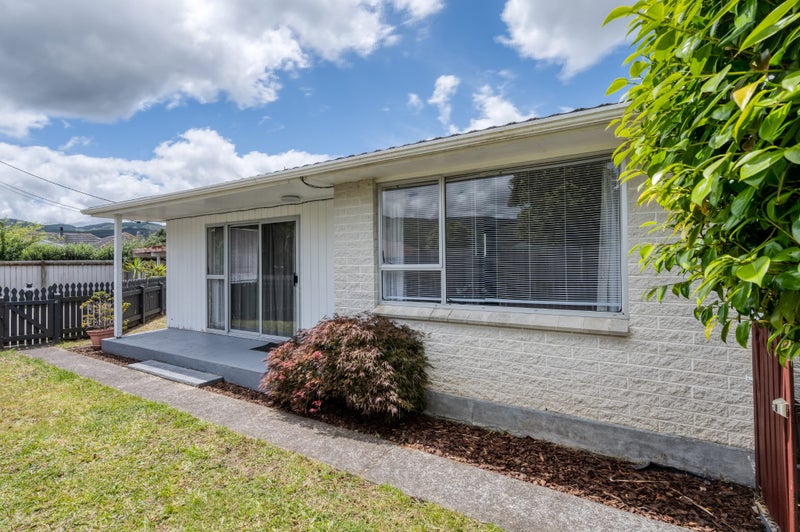 85A Thackeray Street, Trentham, Upper Hutt - Carousel 1