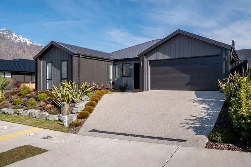 37 Barn Road, Jacks Point, Queenstown - Carousel 22