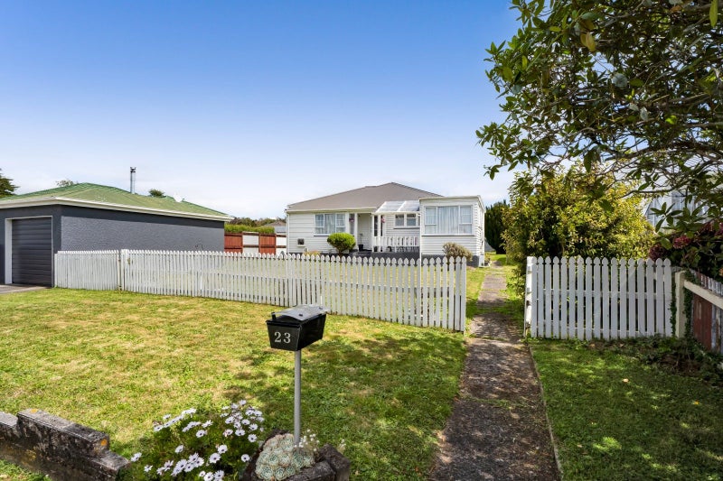 23 Achilles Street, Stratford - Carousel 1