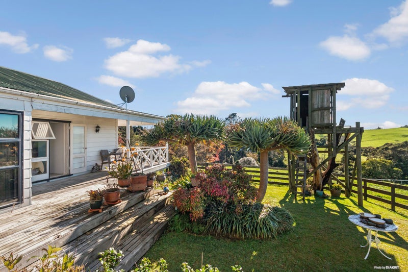 42C Reed Road, Papakura - Carousel 25