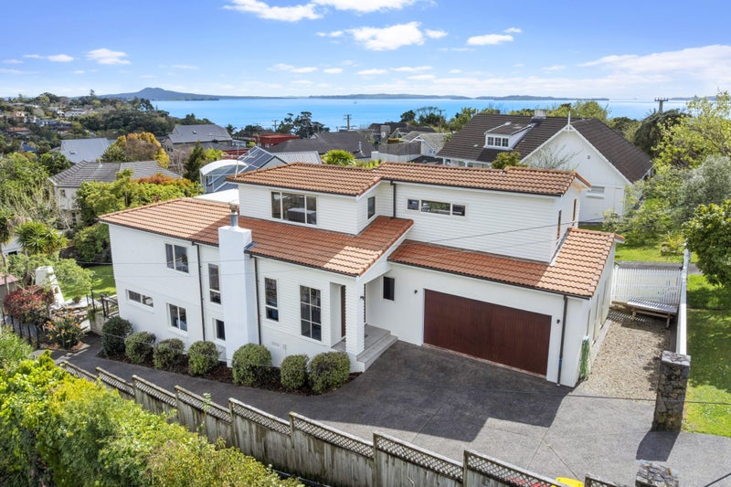 112 Mellons Bay Road, Mellons Bay, Auckland - Carousel 2