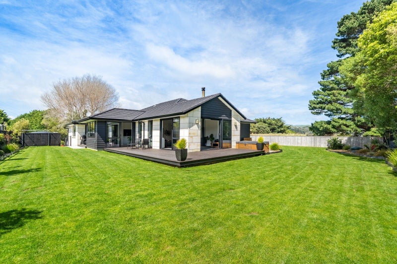 355 Grays Road, Pauatahanui, Porirua - Carousel 2