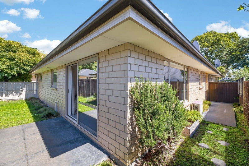 52 Thackeray Place, Waltham, Christchurch - Carousel 2
