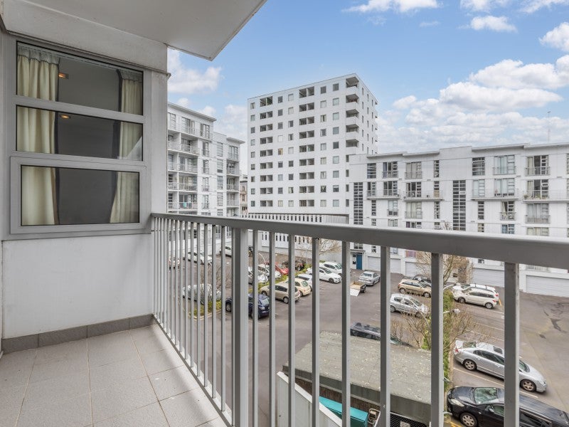 4A/26 Liverpool Street, Auckland Central, Auckland - Carousel 1