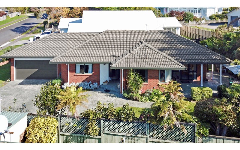 38 FAIRVIEW PLACE, Western Bay Of Plenty - Carousel 1