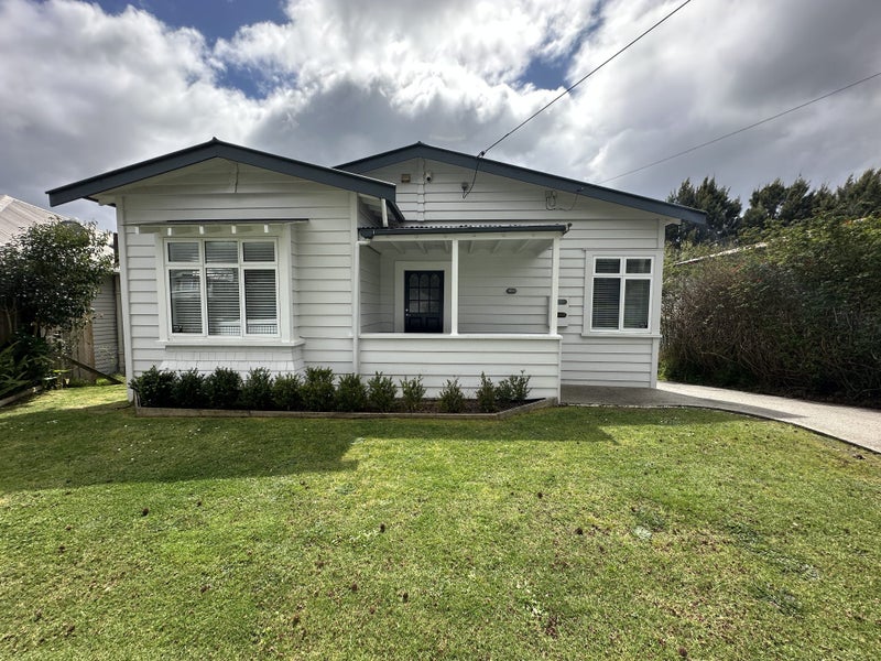 3 Levonia Street, Morningside, Auckland - Carousel 2
