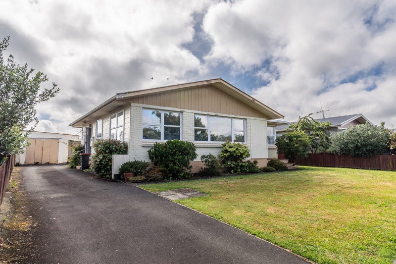 26 Raymond Street, Fairview Downs, Hamilton - Carousel 1