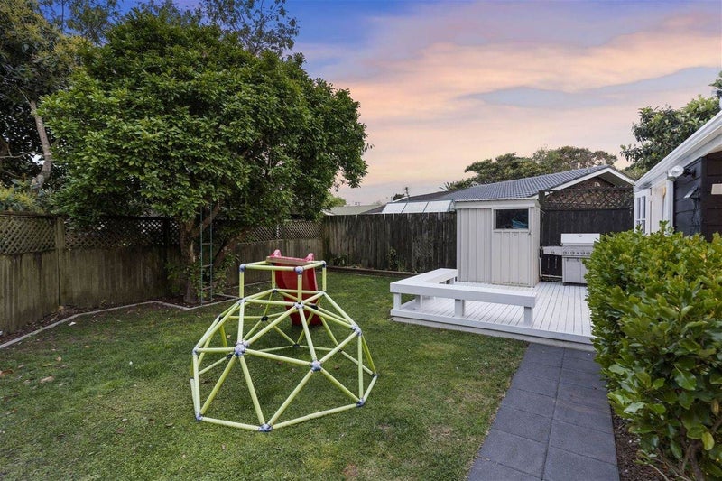 14A Telford Avenue, Mount Eden, Auckland - Carousel 2