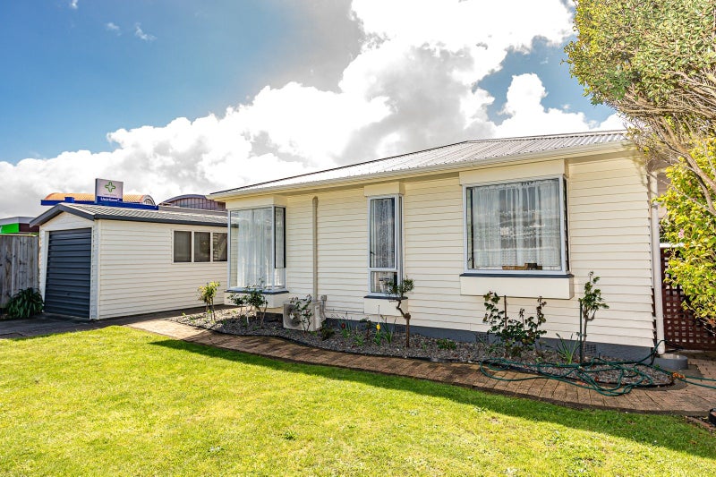 34A Fitzherbert Avenue, Springvale, Whanganui - Carousel 1
