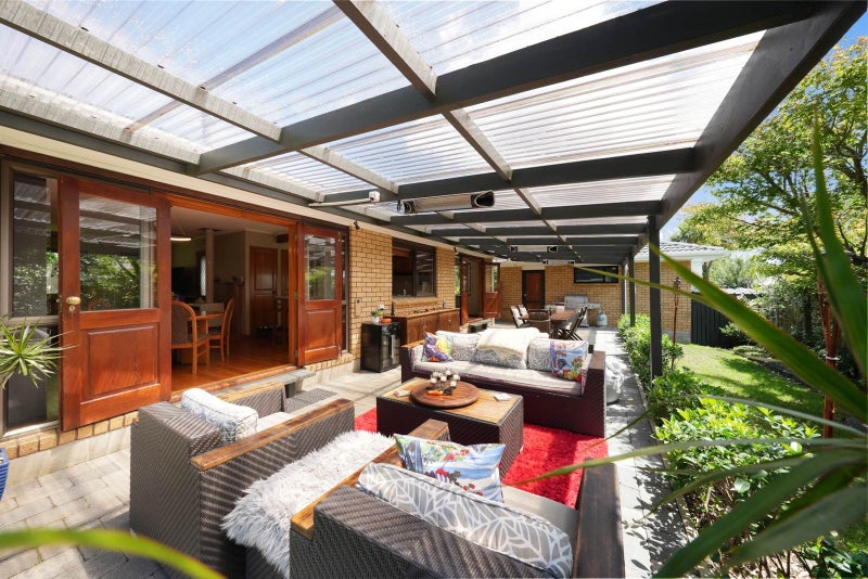10A Konini Road, Titirangi, Auckland - Carousel 1