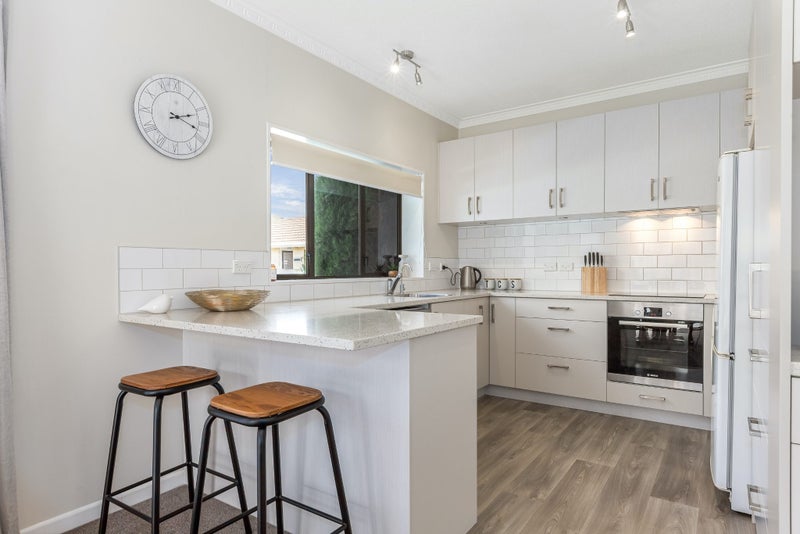 5/30 LEIGHTON AVE, Waiwhetu, Lower Hutt - Carousel 1