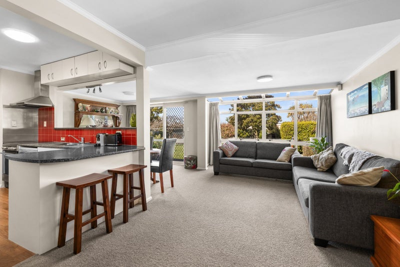 24 Coverdale Street, Onekawa, Napier - Carousel 1