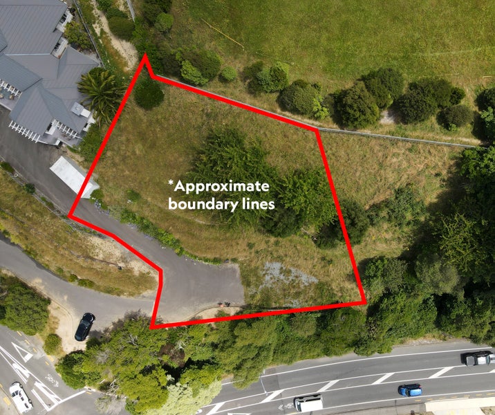 105 Redwood Avenue, Tawa, Wellington - Carousel 1