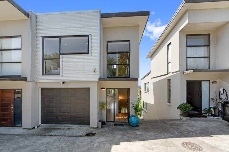 5/12 Schnapper Rock Road, Schnapper Rock, Auckland - Carousel 1