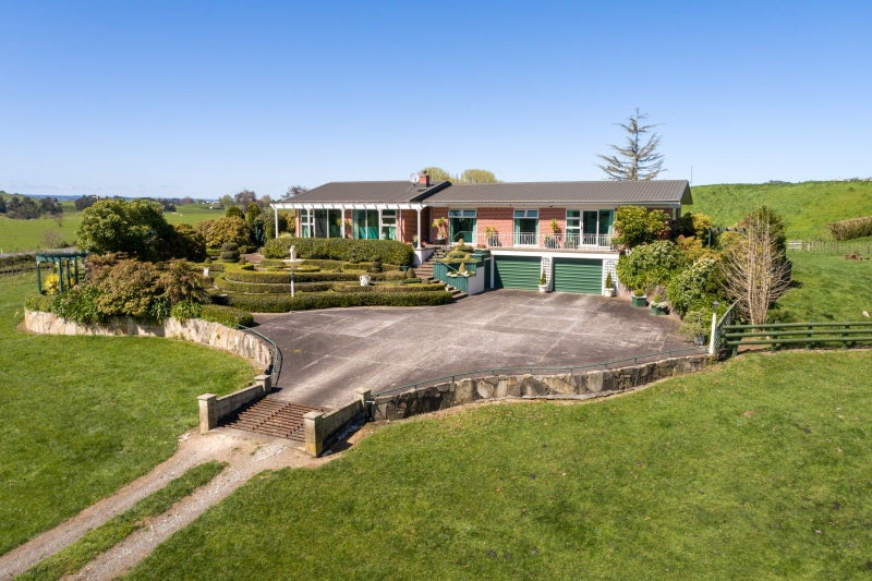 3 Mcmillan Road, TIRAU, Tirau - Carousel 2