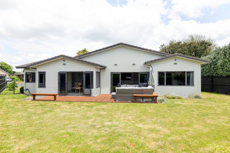 13 Mangakoea Place, Saint Andrews, Hamilton, Waikato - Carousel 2