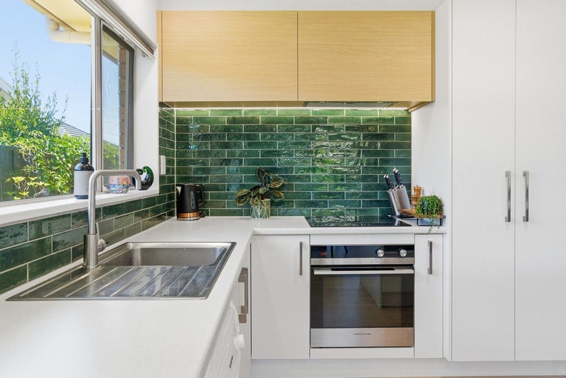 15 Pembroke Drive, Bethlehem, Tauranga, Bay Of Plenty - Carousel 1