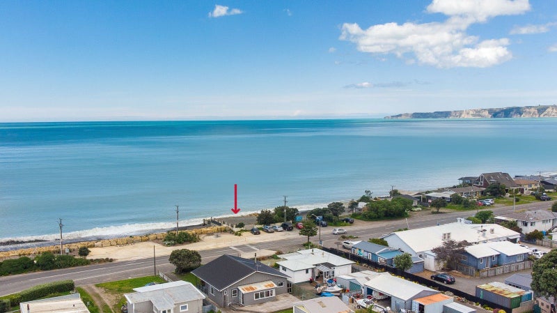 7 Clifton Road, Haumoana, Haumoana - Carousel 2