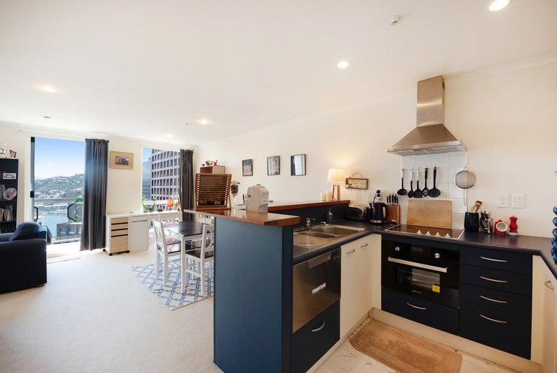 13D/163 The Terrace, Wellington Central, Wellington - Carousel 2