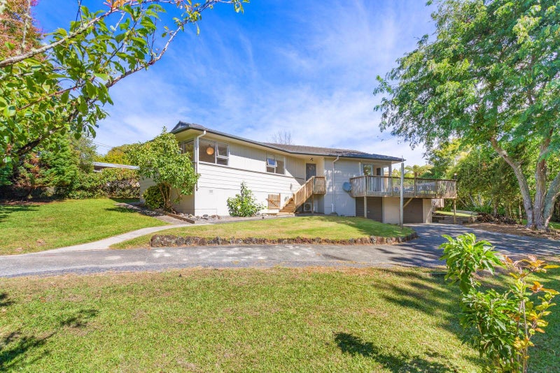 58 Taipari Road, Te Atatu Peninsula, Auckland - Carousel 1