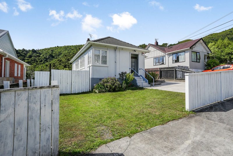 56 Wilkie Crescent, Naenae, Lower Hutt - Carousel 20