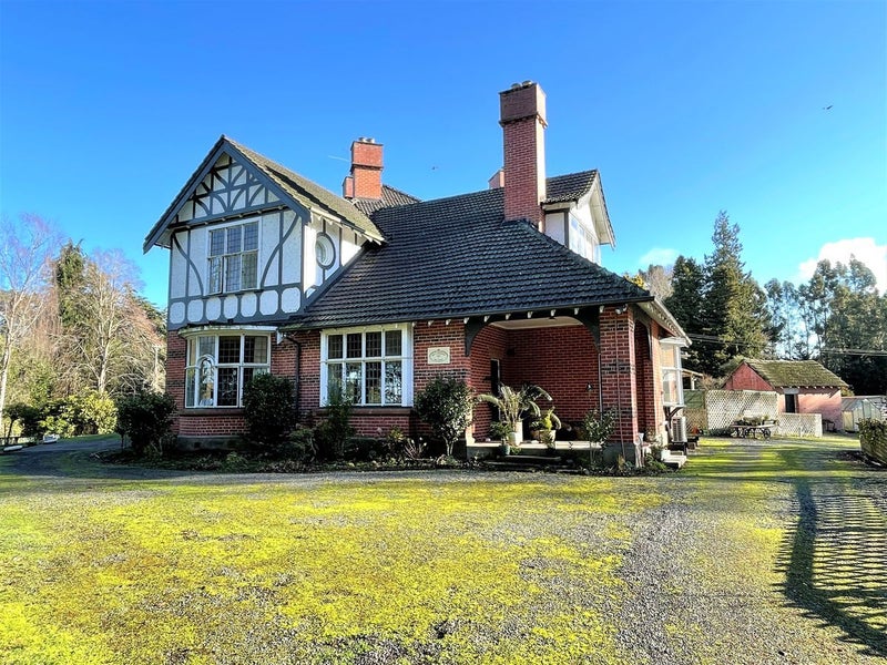 1097 Milton Highway, Lovells Flat - Carousel 44