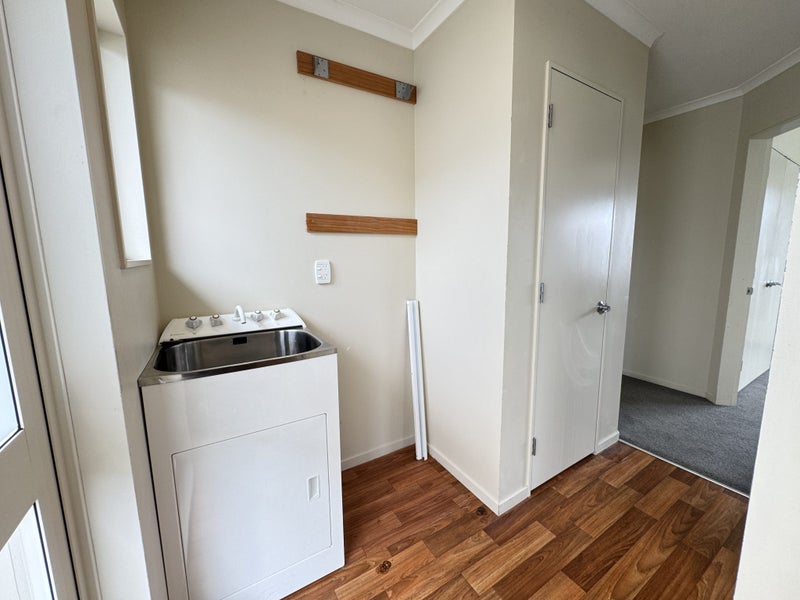 0 Shwy 2 Opapa, Te Hauke, Otane - Carousel 10