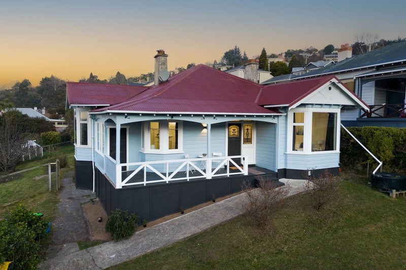 79 Playfair Street, Caversham, Dunedin, Otago - Carousel 1