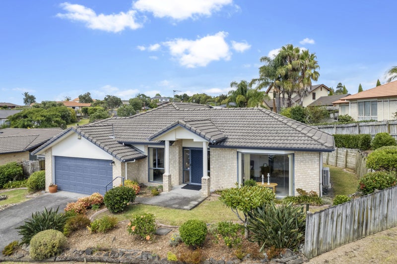 6 Rosebay Rise, Henderson, Auckland - Carousel 2