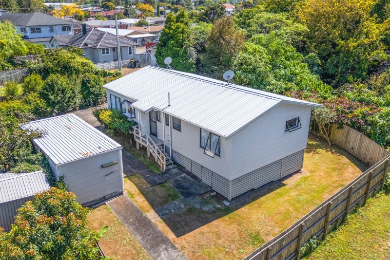 2/6 Esperanto Road, Papatoetoe, Auckland - Carousel 1