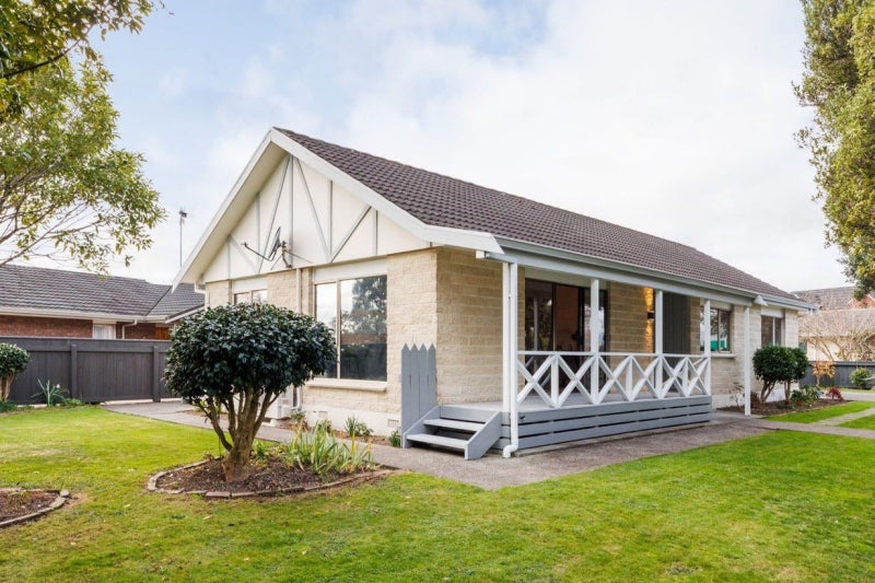 175 Amberley Avenue, Highbury, Palmerston North, Manawatu / Whanganui - Carousel 1