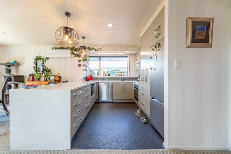 77 Murchison Drive, Gleniti, Timaru - Carousel 2