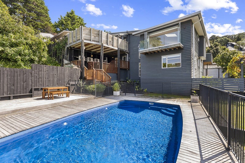 48A Belfast Street, Hillsborough, Auckland - Carousel 1