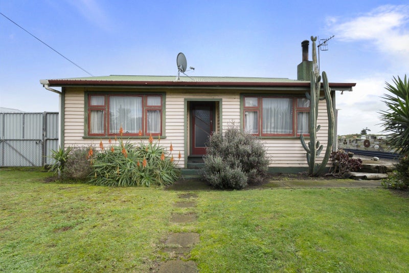 1103 State Highway 1, Himatangi, Foxton - Carousel 1