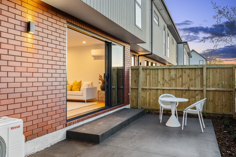 4/200 Main North Road, Redwood, Christchurch - Carousel 13