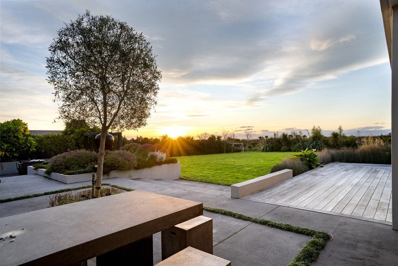 2 Aglaia Place, Cracroft, Christchurch - Carousel 2