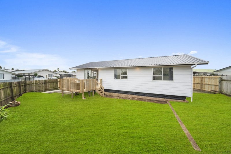 1/12 Kennington Drive, Clendon Park, Manukau City, Auckland - Carousel 2
