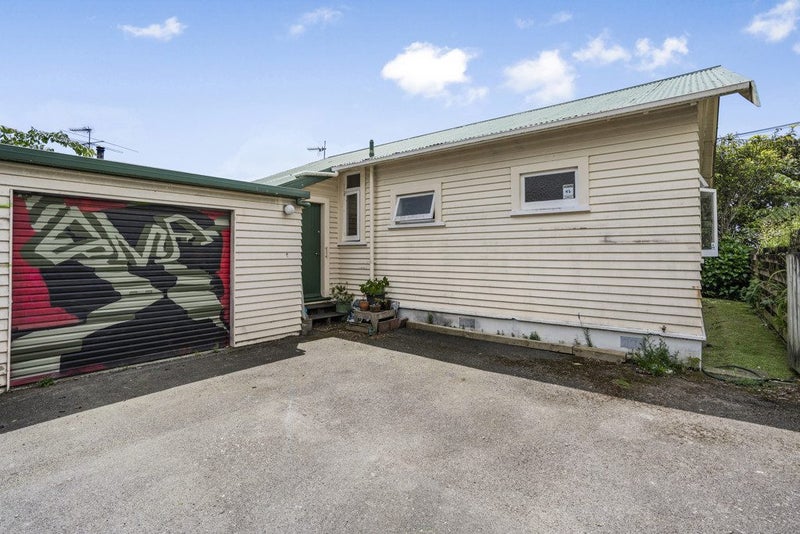 1/34 Norton Park Avenue, Fairfield, Lower Hutt - Carousel 21