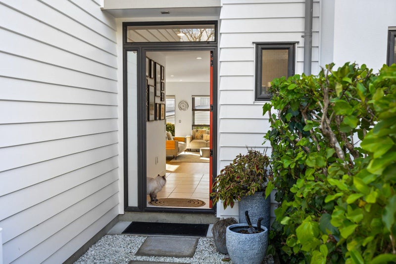 18/40 Scarlet Oak Drive, Schnapper Rock, Auckland - Carousel 2