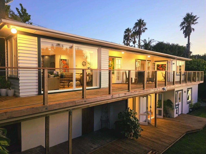 23 Cliff Road, Torbay, Auckland - Carousel 2