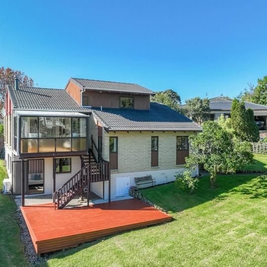 6 Wanganella Place, Lynfield, Auckland - Carousel 2