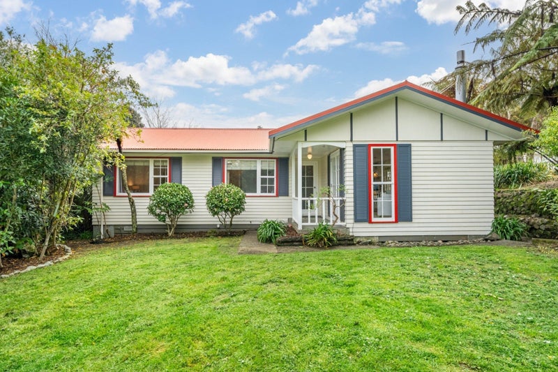 63 Park Road, Belmont, Lower Hutt - Carousel 1