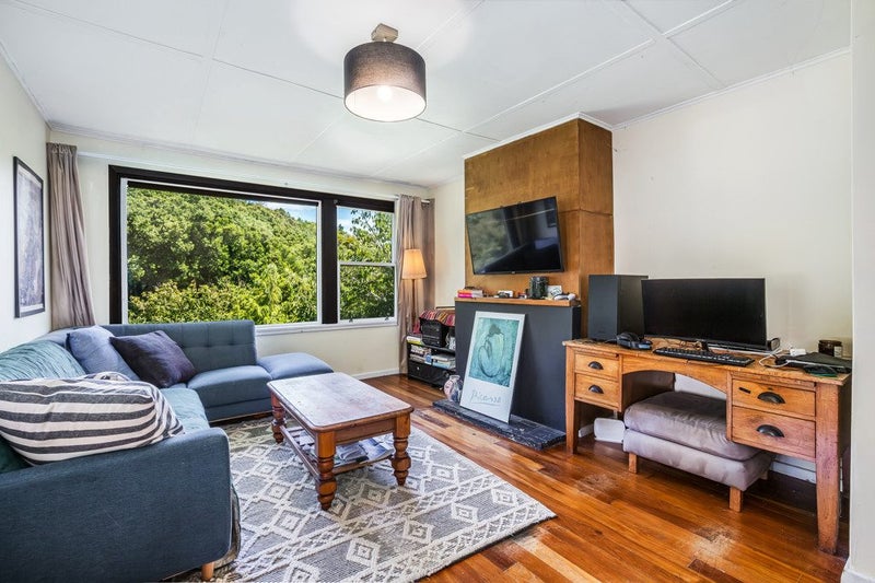 18 Sidlaw Street, Strathmore Park, Wellington - Carousel 2