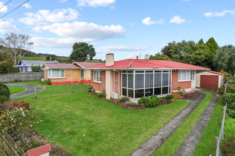 31 Aorangi Road, Paeroa, Paeroa - Carousel 2