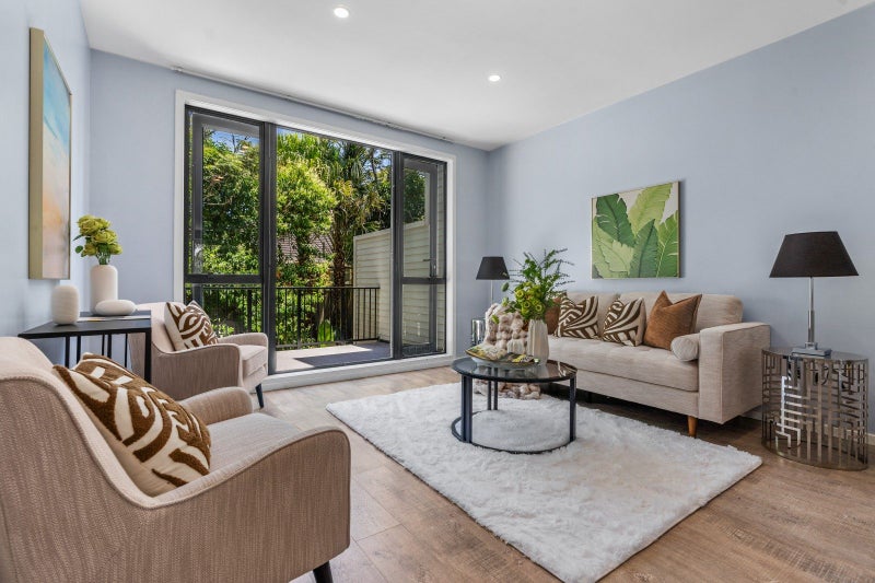 17/17 Lyon avenue, St Lukes, Auckland - Carousel 1