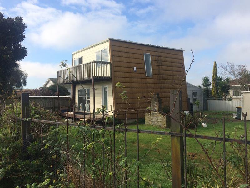 2 Ashmore Place, Favona, Auckland - Carousel 1